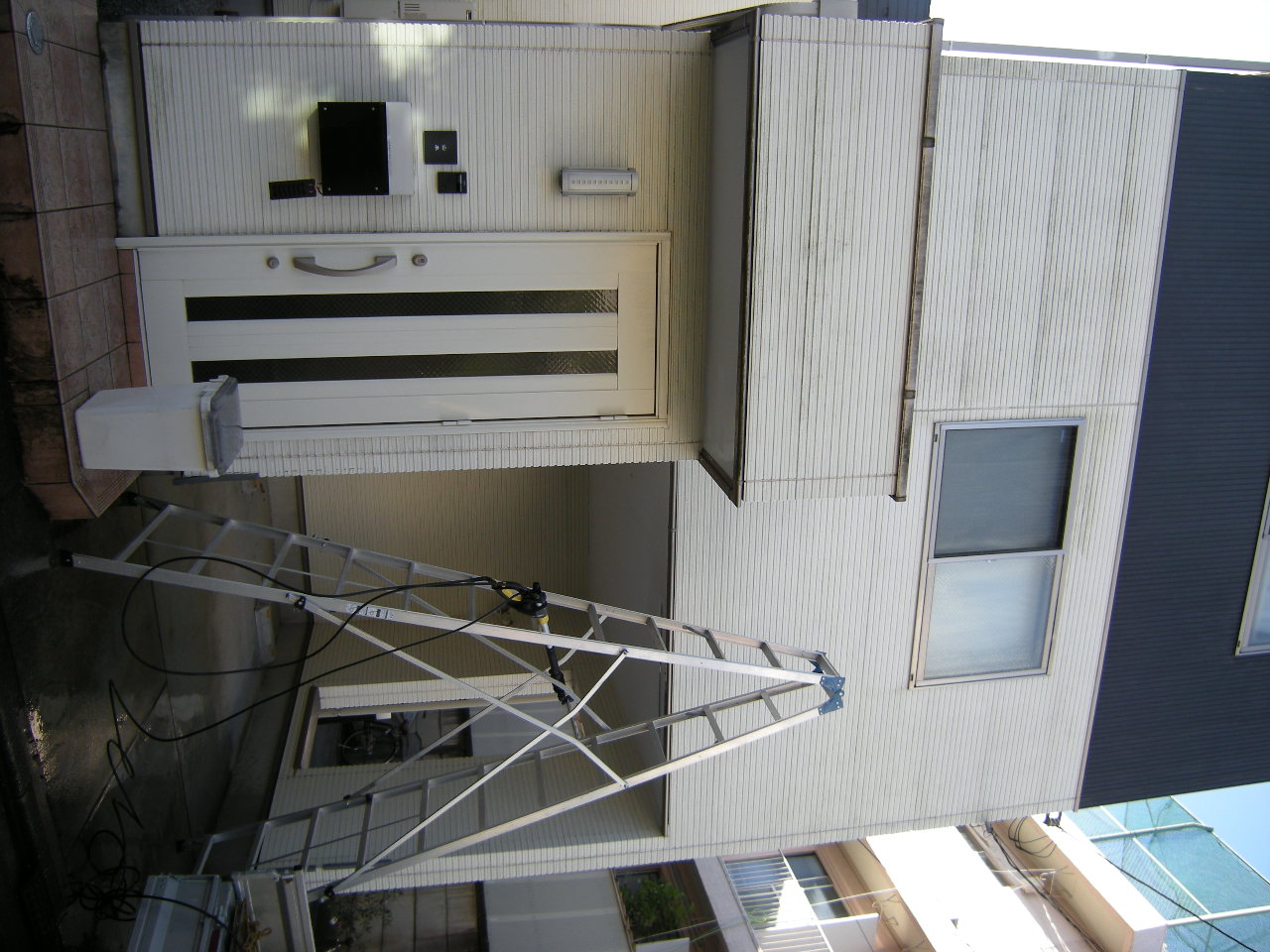 須賀川市 高圧洗浄 外壁 高圧洗浄機 コンクリ レンガ ブロック 車庫 玄関 門柱